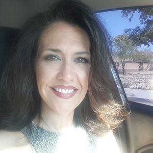 Meet your Posher, Heather renee